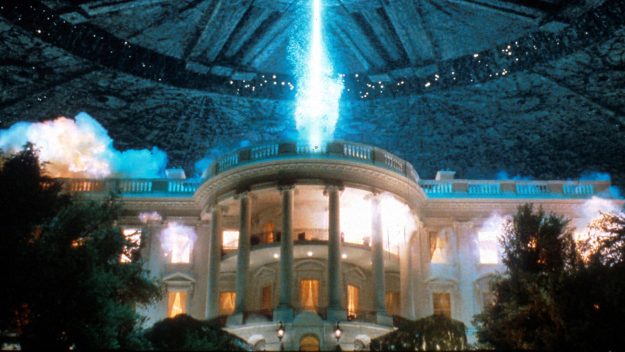 Independence Day (1996) Directed by Roland Emmerich Shown: White House exploding